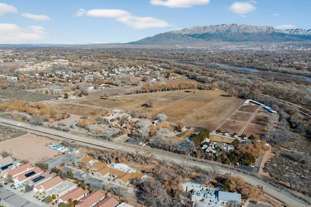 3124 BRIAN MEADOWS Place NW, Albuquerque, NM 87120