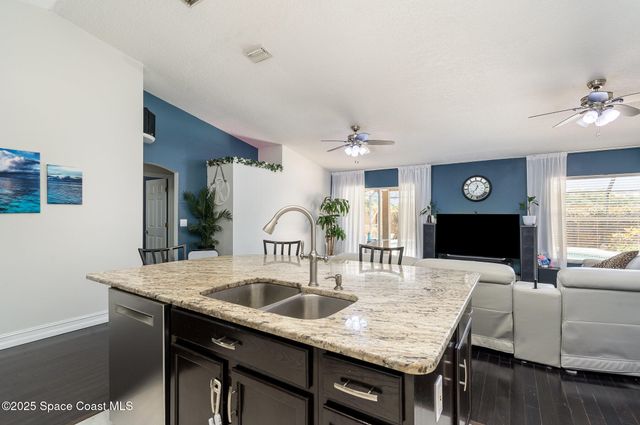 713 Del Mar Circle, Melbourne, FL 32904