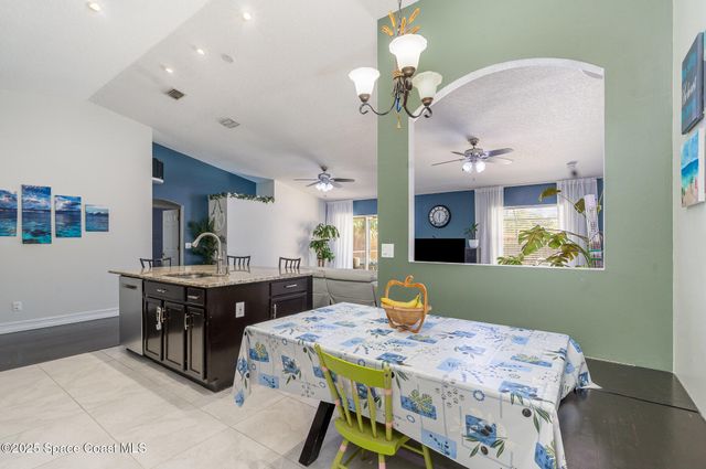 713 Del Mar Circle, Melbourne, FL 32904