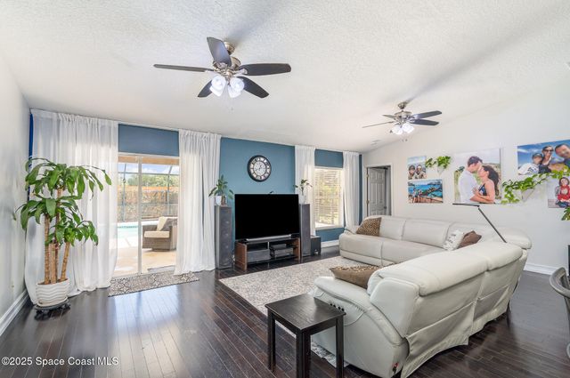 713 Del Mar Circle, Melbourne, FL 32904