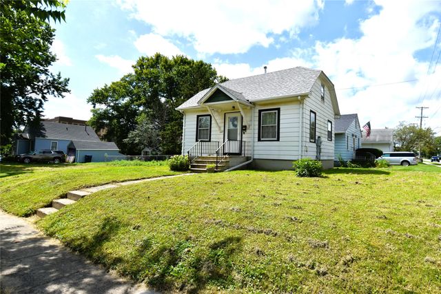 1227 Carroll Avenue, Ames, IA 50010