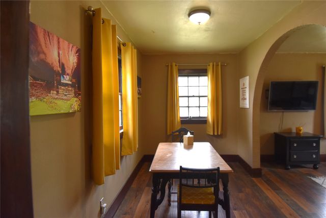 1227 Carroll Avenue, Ames, IA 50010