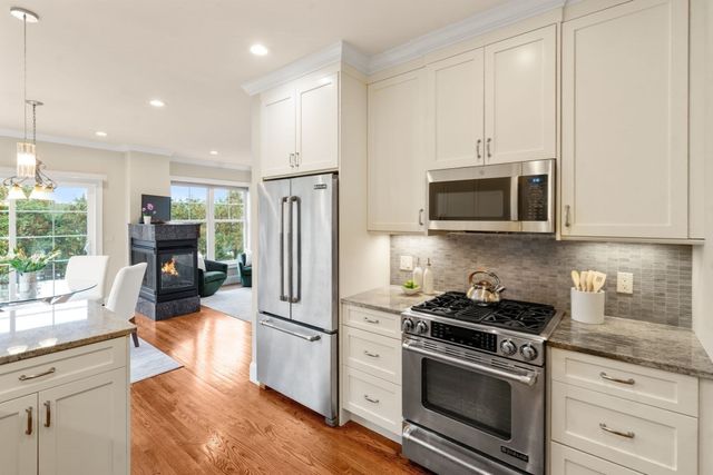 104-108 Hull St 108, Newton, MA 02460