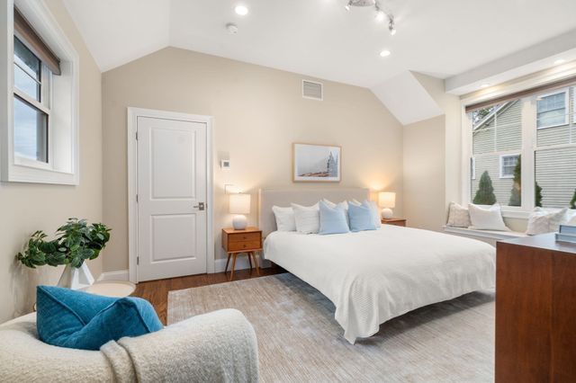 104-108 Hull St 108, Newton, MA 02460