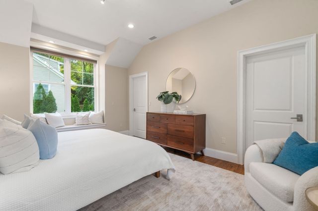 104-108 Hull St 108, Newton, MA 02460