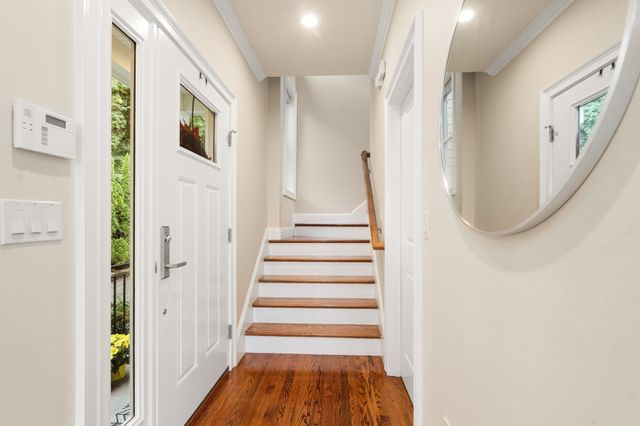104-108 Hull St 108, Newton, MA 02460