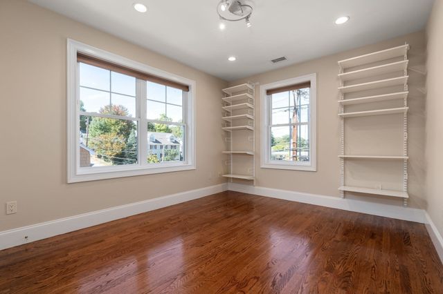 104-108 Hull St 108, Newton, MA 02460