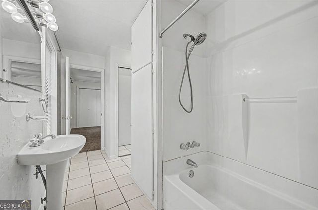 235 Emerald Cove Lane, Woodstock, GA 30189