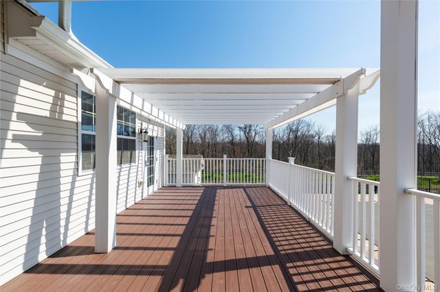 50 Stratford Lane, Wappingers Falls, NY 12590