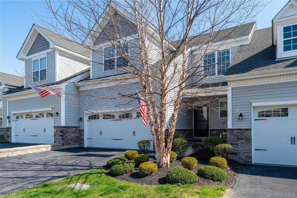 50 Stratford Lane, Wappingers Falls, NY 12590