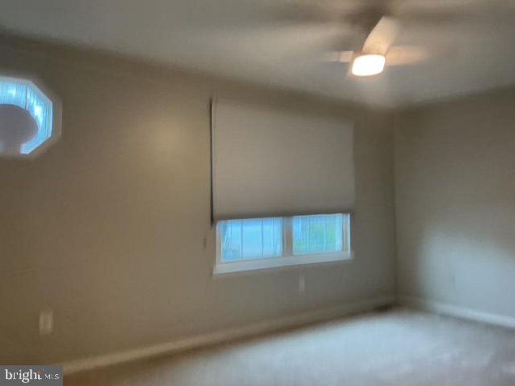 Image 9 of property listing at 330 NATURE WALK LN, Pasadena, MD 21122