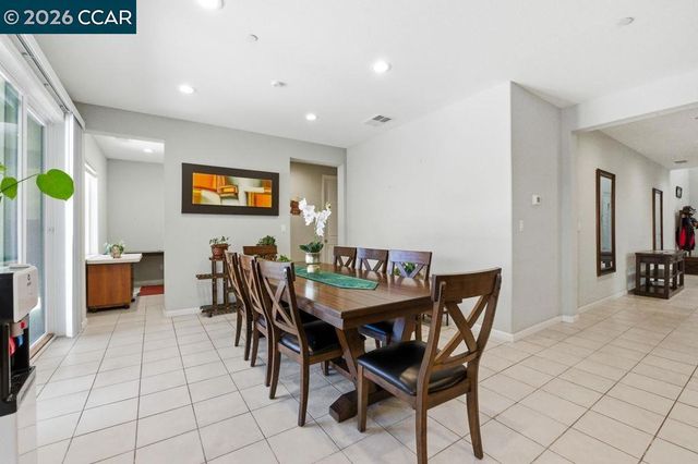 222 Wynn St, Oakley, CA 94561