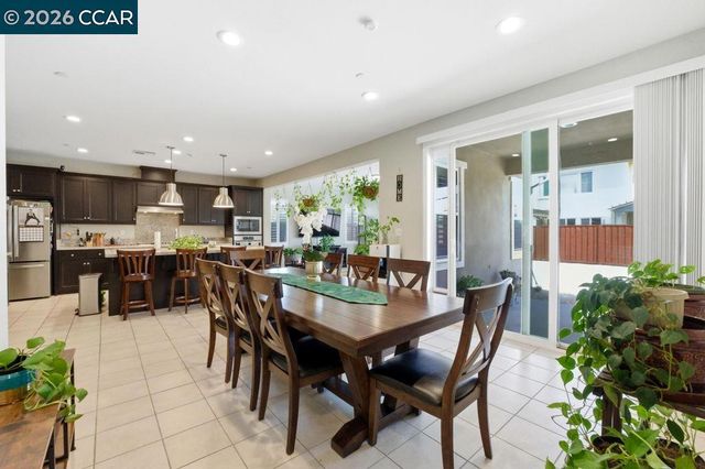 222 Wynn St, Oakley, CA 94561