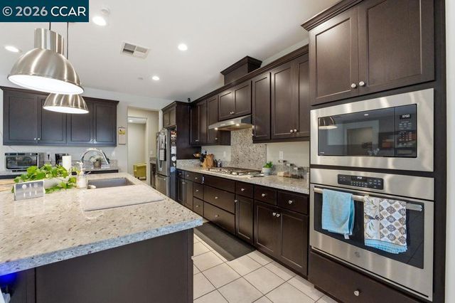 222 Wynn St, Oakley, CA 94561