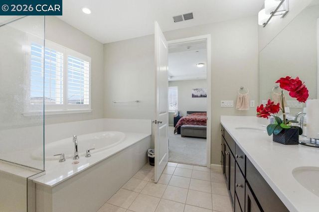 222 Wynn St, Oakley, CA 94561