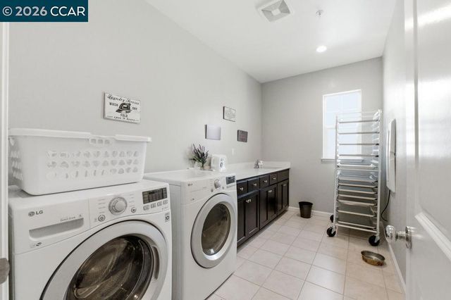 222 Wynn St, Oakley, CA 94561