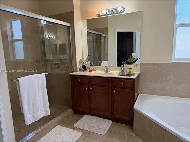 17012 SW 91st Ter, Miami, FL 33196