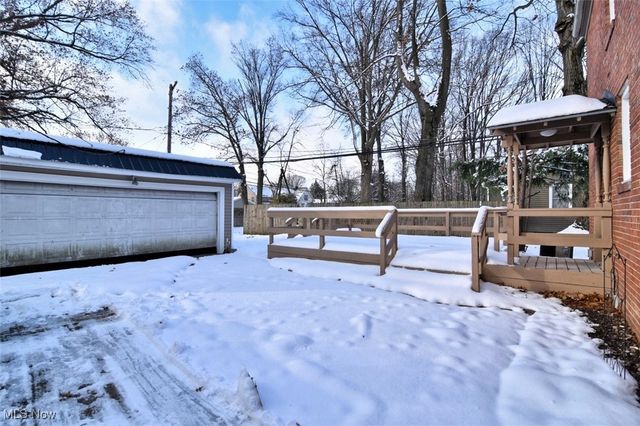 4380 Lucille Road, South Euclid, OH 44121