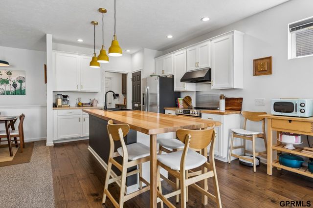 11458 Glenn Street, Papillion, NE 68046