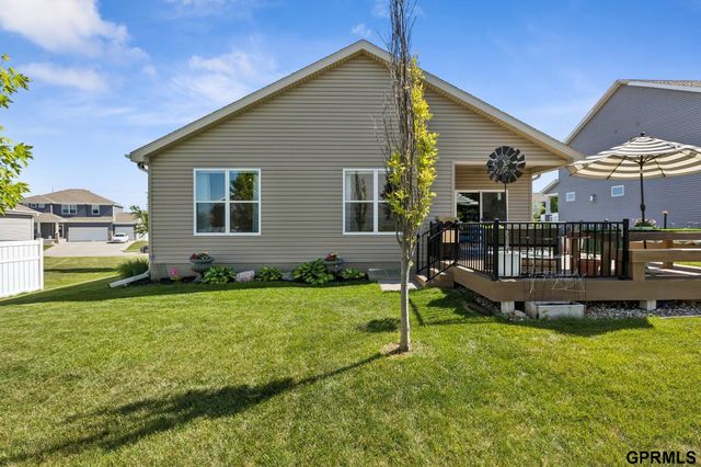 11458 Glenn Street, Papillion, NE 68046
