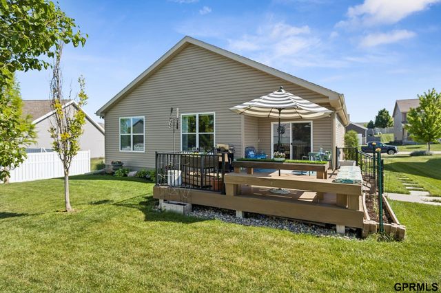 11458 Glenn Street, Papillion, NE 68046