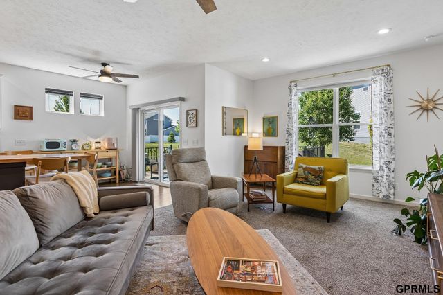 11458 Glenn Street, Papillion, NE 68046