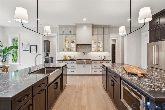 4900 Donner Ct, Quinton, VA 23141