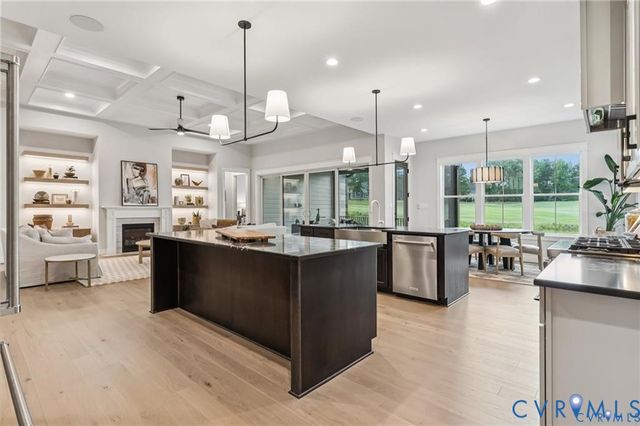 4900 Donner Ct, Quinton, VA 23141