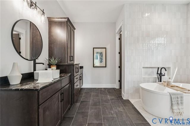 4900 Donner Ct, Quinton, VA 23141