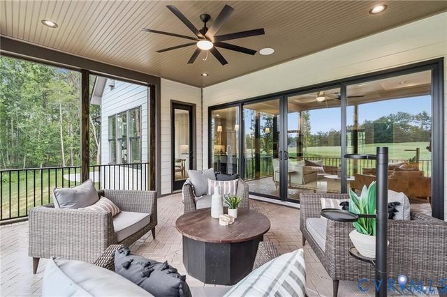 4900 Donner Ct, Quinton, VA 23141