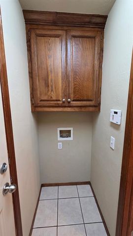 913 SW 37th Street 915, Moore, OK 73160