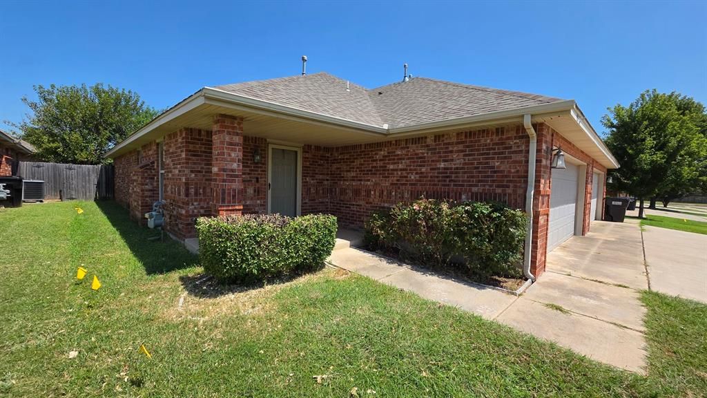 913 SW 37th Street 915, Moore, OK 73160
