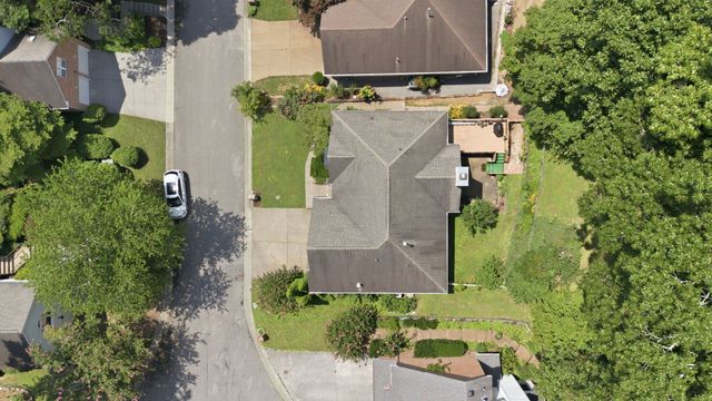 2953 Glenway Dr, Nashville, TN 37221