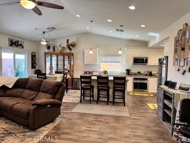 12031 Foster, Victorville, CA 92392