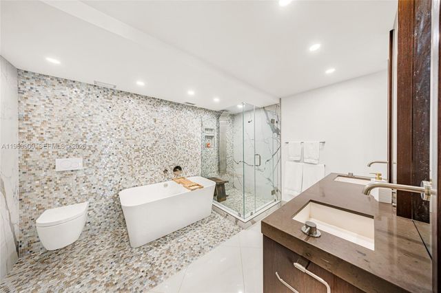 2821 N Ocean Blvd 806S, Fort Lauderdale, FL 33308