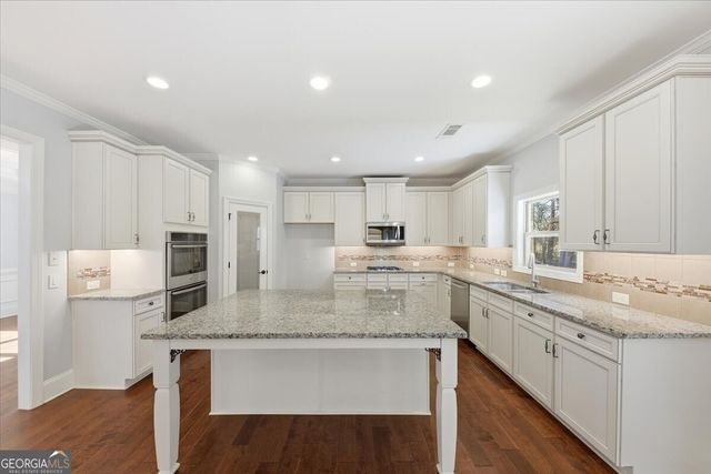 8930 Cobblestone Lane, Cumming, GA 30041