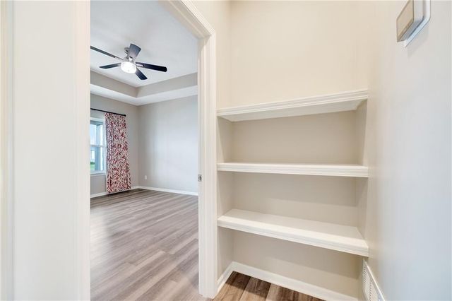 413 NE Poplar Court, Oak Grove, MO 64075