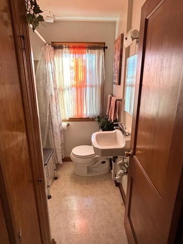 3956 N 60th STREET, Milwaukee, WI 53216