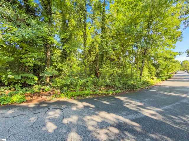 N Avondale Drive, Greenville, SC 29609