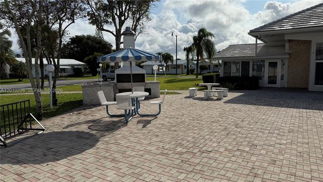 3021 NW 2nd Avenue, Pompano Beach, FL 33064
