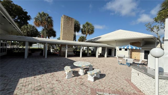 3021 NW 2nd Avenue, Pompano Beach, FL 33064