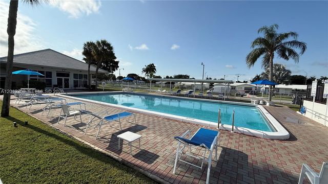 3021 NW 2nd Avenue, Pompano Beach, FL 33064