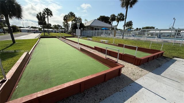 3021 NW 2nd Avenue, Pompano Beach, FL 33064