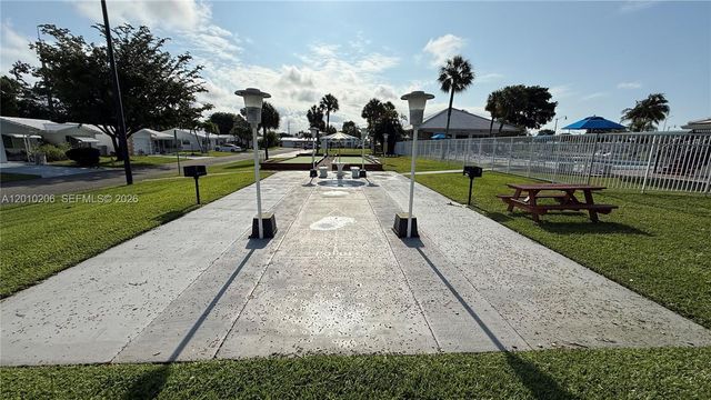 3021 NW 2nd Avenue, Pompano Beach, FL 33064