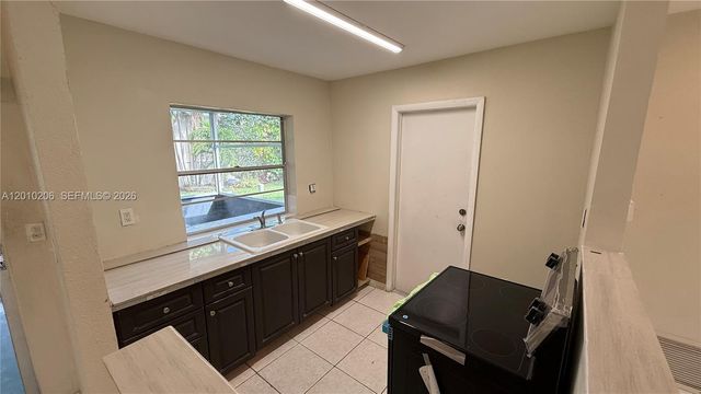 3021 NW 2nd Avenue, Pompano Beach, FL 33064