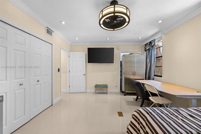 3756 NE 167th Street 44, North Miami Beach, FL 33160