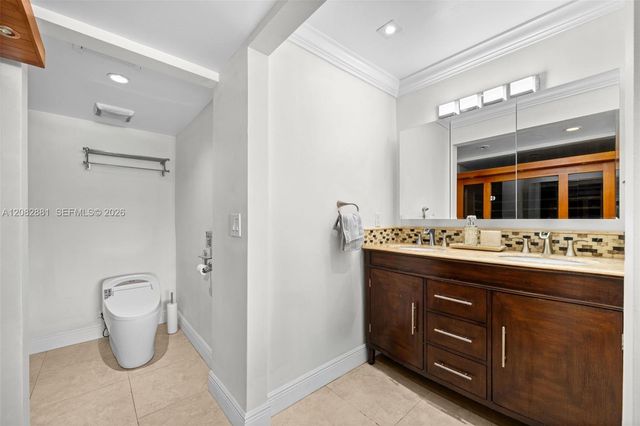 3756 NE 167th Street 44, North Miami Beach, FL 33160