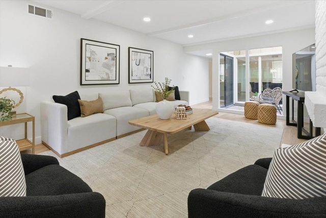 5050 Cribari Vale, San Jose, CA 95135