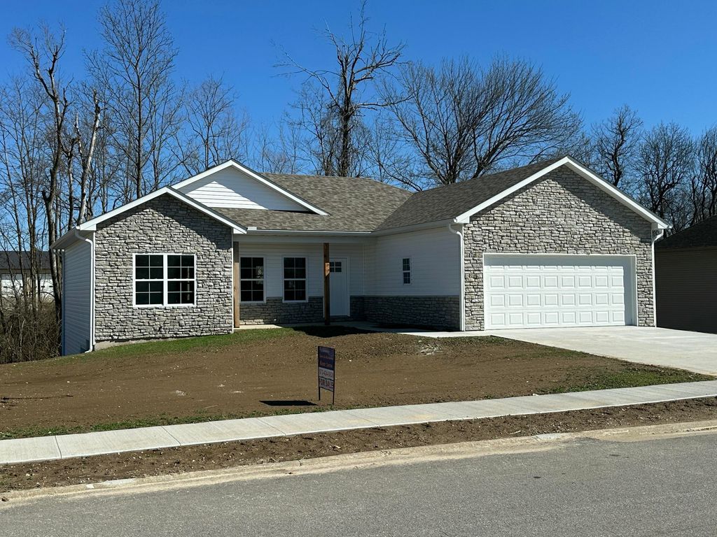 500 MIDDLETON DR, Ashland, MO 65010