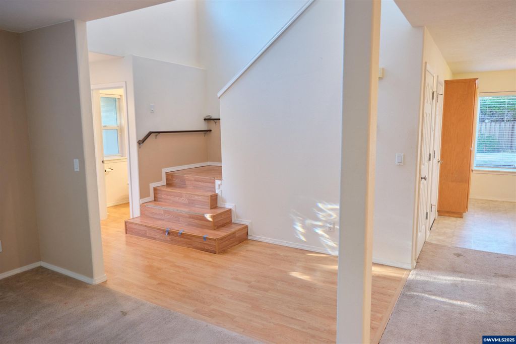 Image 14 of property listing at 2412 NW Meadows Dr, Mcminnville, OR 97128